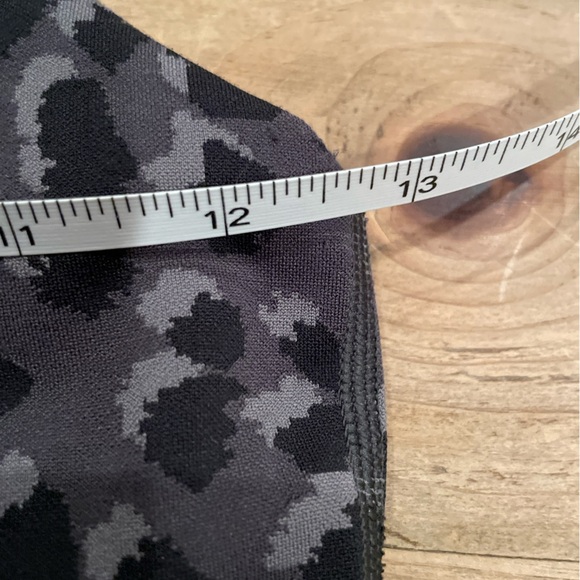 Offline by Aerie Leopard Sports Bra Medium Support SP Child Athletic Sports - Picture 2 of 7